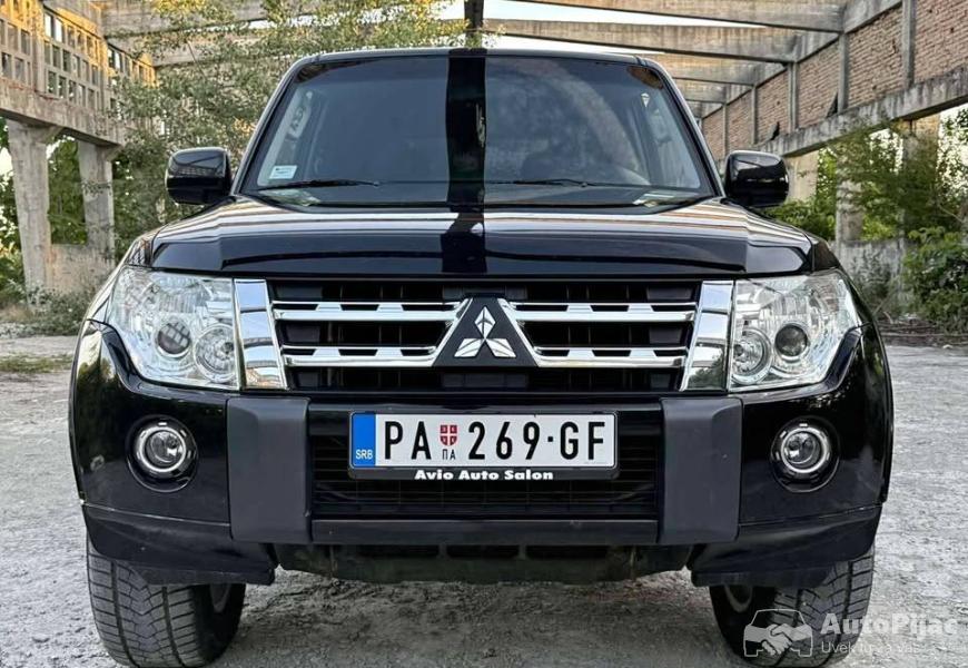 mitsubishi_pajero_32_did_n1_2011g_registrovan_vlas_1_polovni_automobili_autopijac.rs