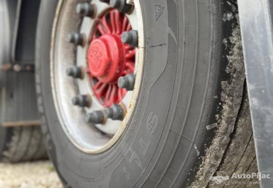schwarzmuller_mega_2015_ultra_laka_7_polovni_automobili_autopijac.rs