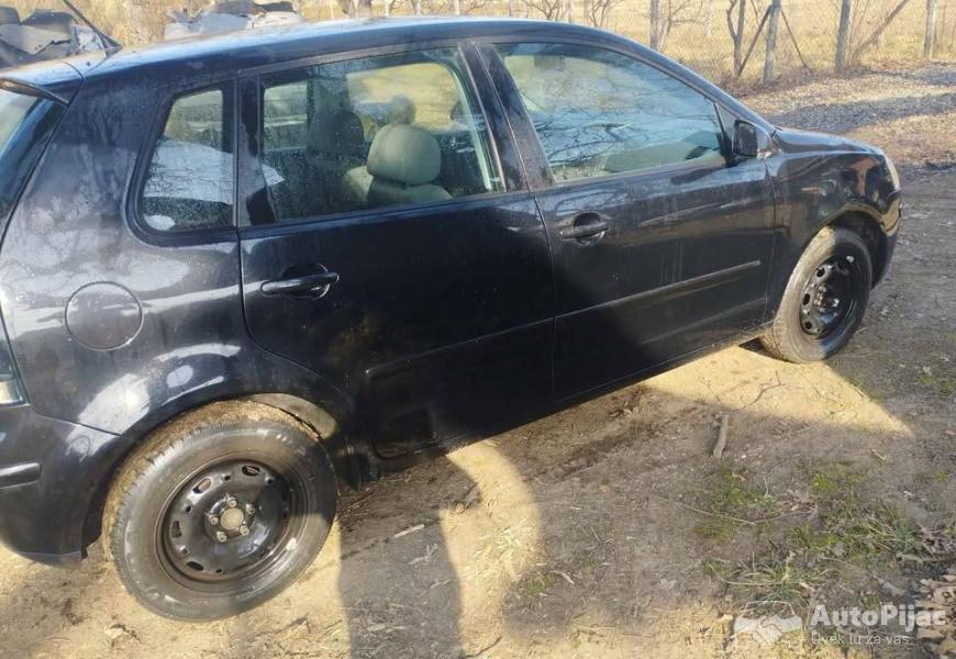 polo_12_delovi_4_polovni_automobili_autopijac.rs