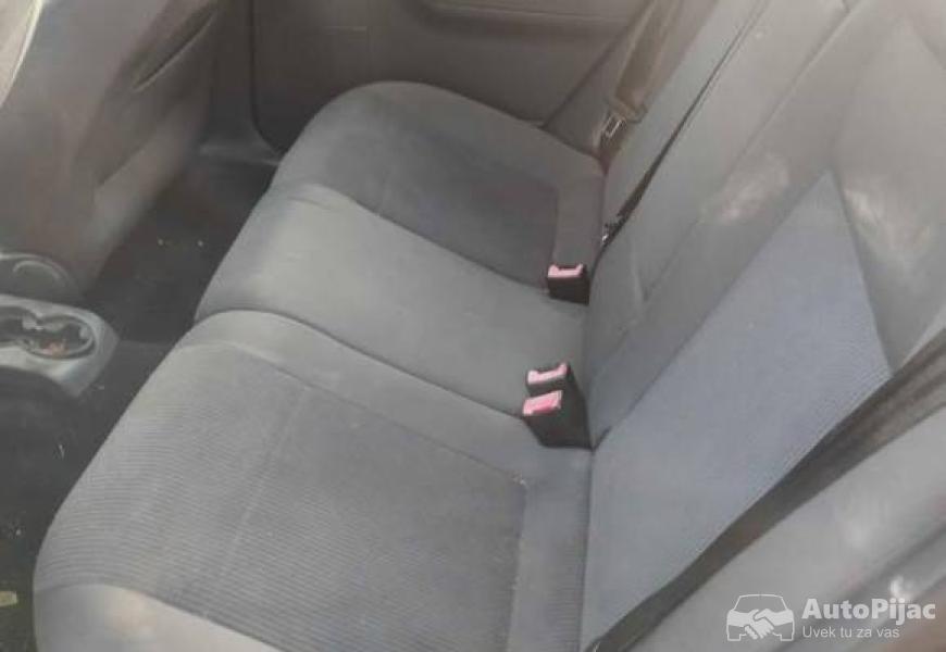 polo_12_delovi_7_polovni_automobili_autopijac.rs