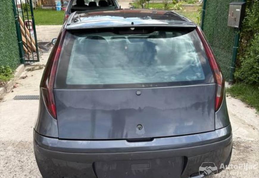 fiat_punto_2_2_polovni_automobili_autopijac.rs