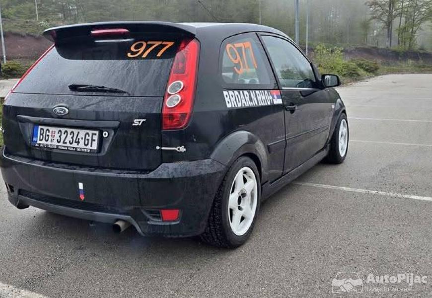 ford_fiesta_20_st_grupe_n_1_polovni_automobili_autopijac.rs