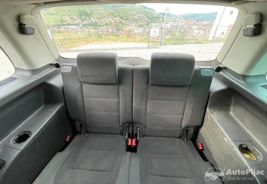 tuaran_19tdi_7_sedista_10_polovni_automobili_autopijac.rs