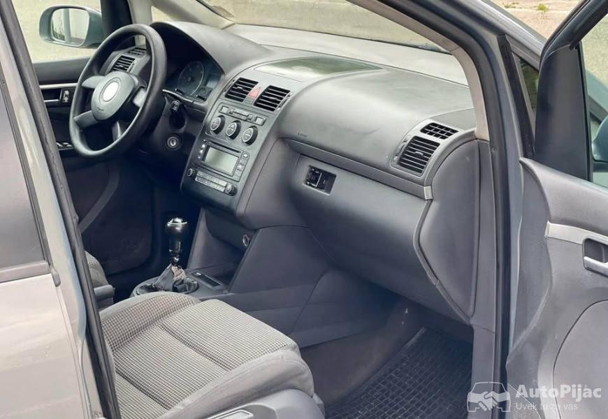 tuaran_19tdi_7_sedista_7_polovni_automobili_autopijac.rs