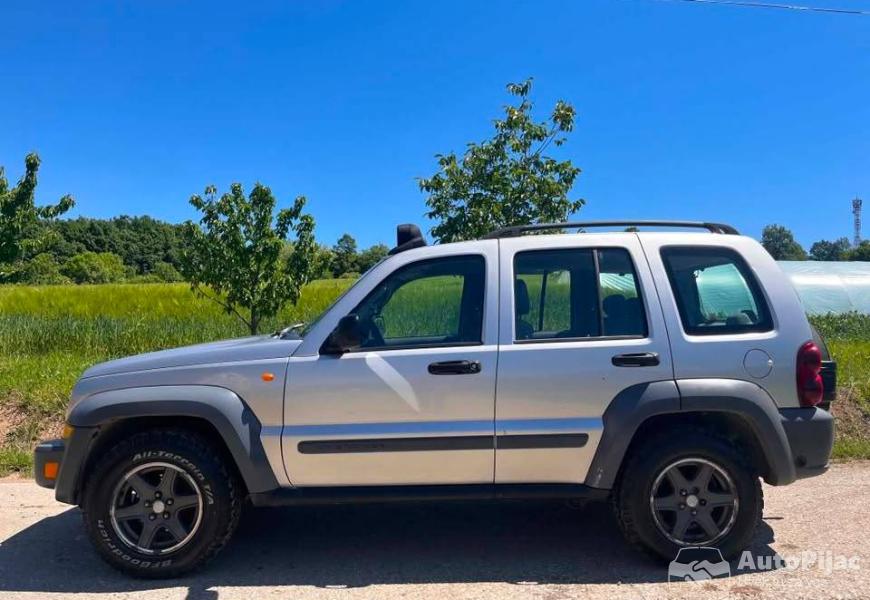 na_prodaju_jeep_cherokee_24_benzplin_reg_do_022027_5_polovni_automobili_autopijac.rs