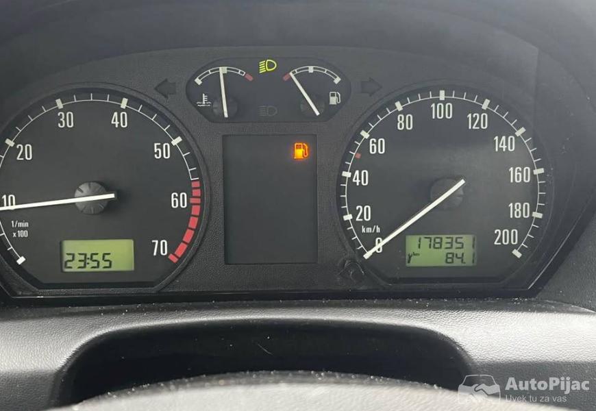 skoda_fabia_12_htp_2003_godiste_10_polovni_automobili_autopijac.rs