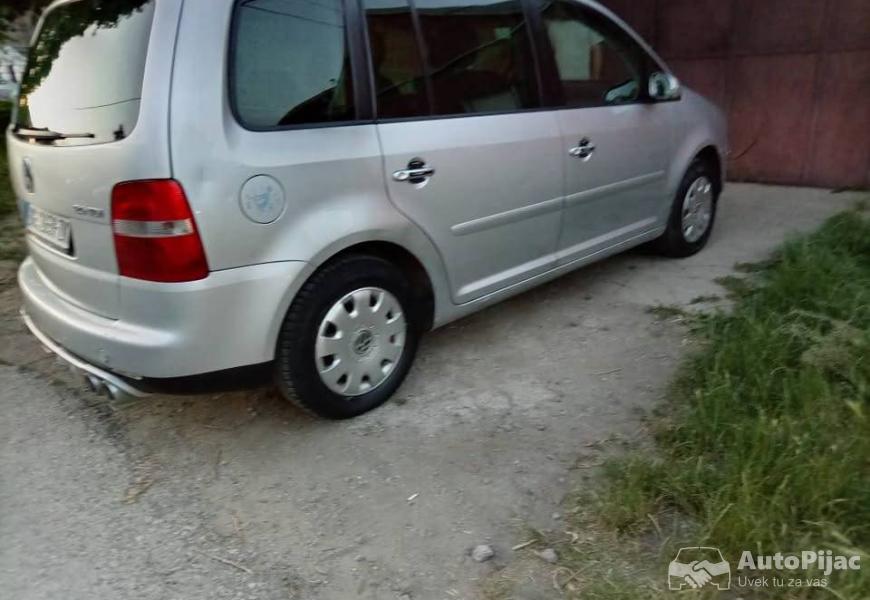 wv_toran_tdi_20_2_polovni_automobili_autopijac.rs