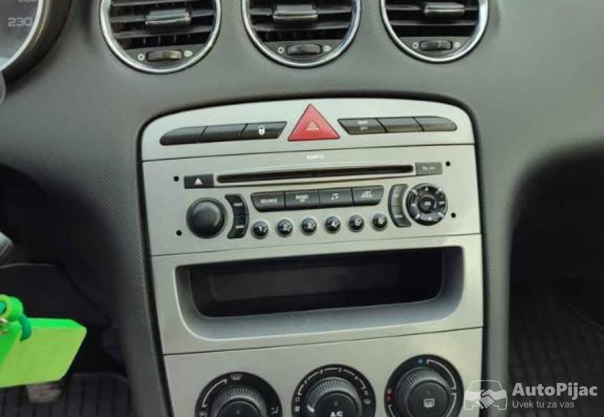 prodajem_auto_u_dobrom_stanju_0652959595_8_polovni_automobili_autopijac.rs