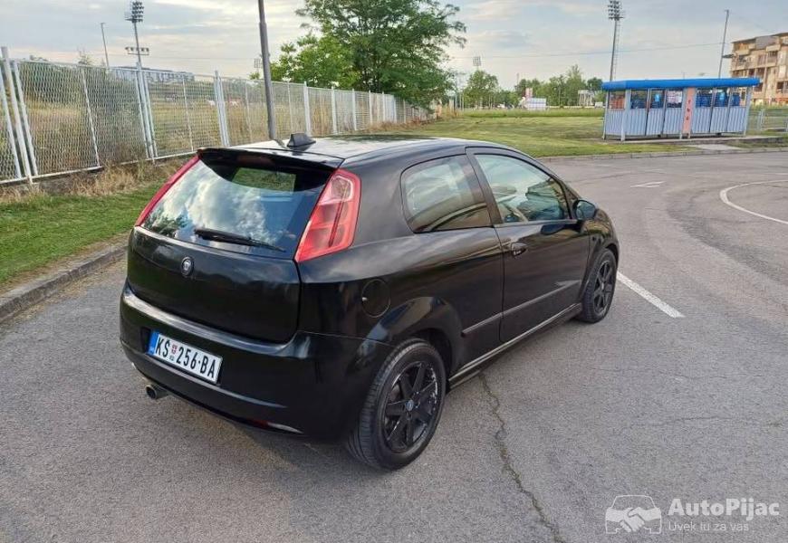 fiat_punto_19_jtd_2006godina_7_polovni_automobili_autopijac.rs