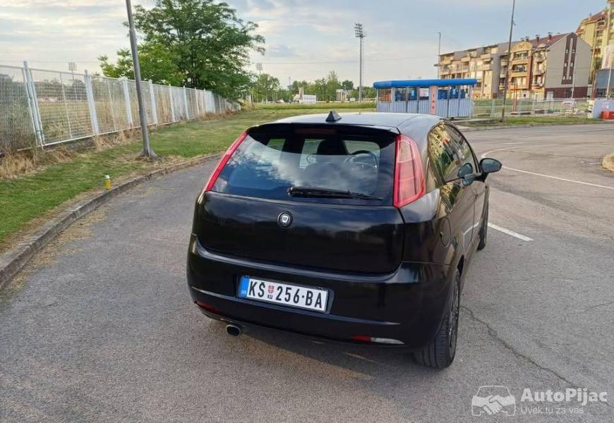fiat_punto_19_jtd_2006godina_9_polovni_automobili_autopijac.rs