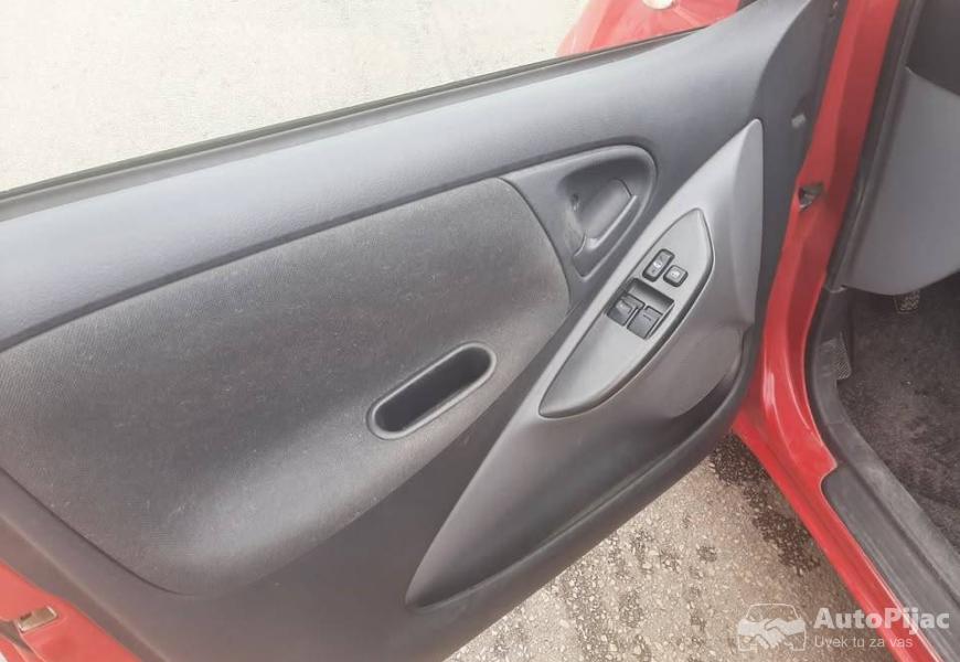 toyota_yaris_13b_vvti_klima_5_vrata_reg_do_112026_12_polovni_automobili_autopijac.rs