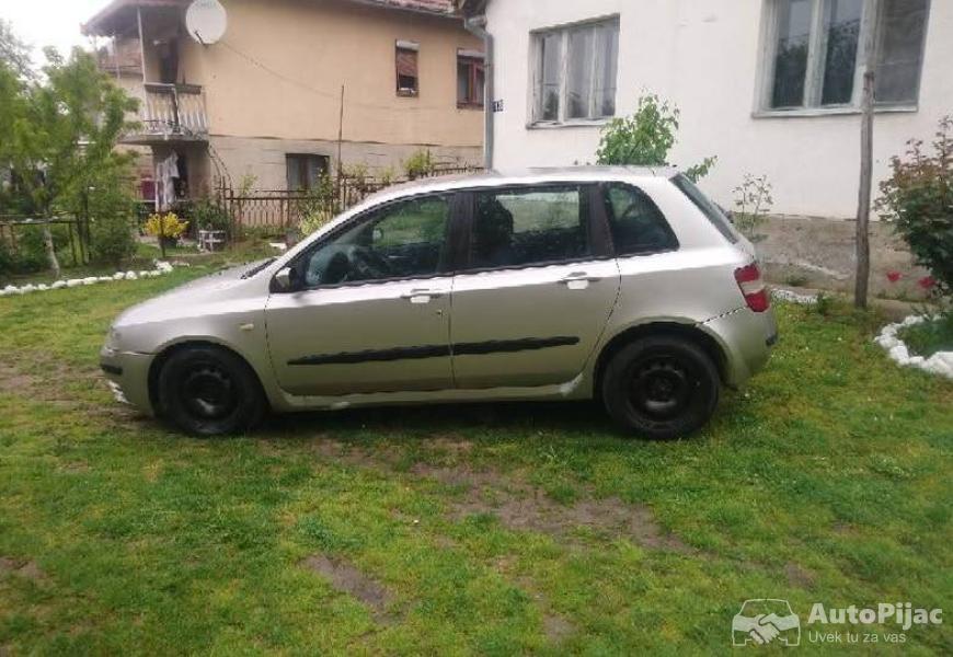 fiat_stilo_jtd_prodajem_4_polovni_automobili_autopijac.rs