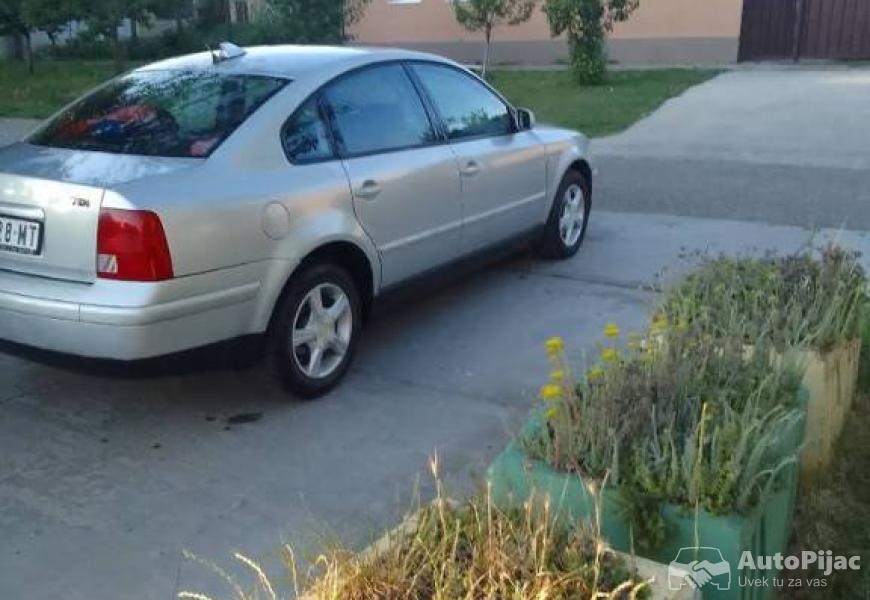pasat_b5_19dizel_2_polovni_automobili_autopijac.rs
