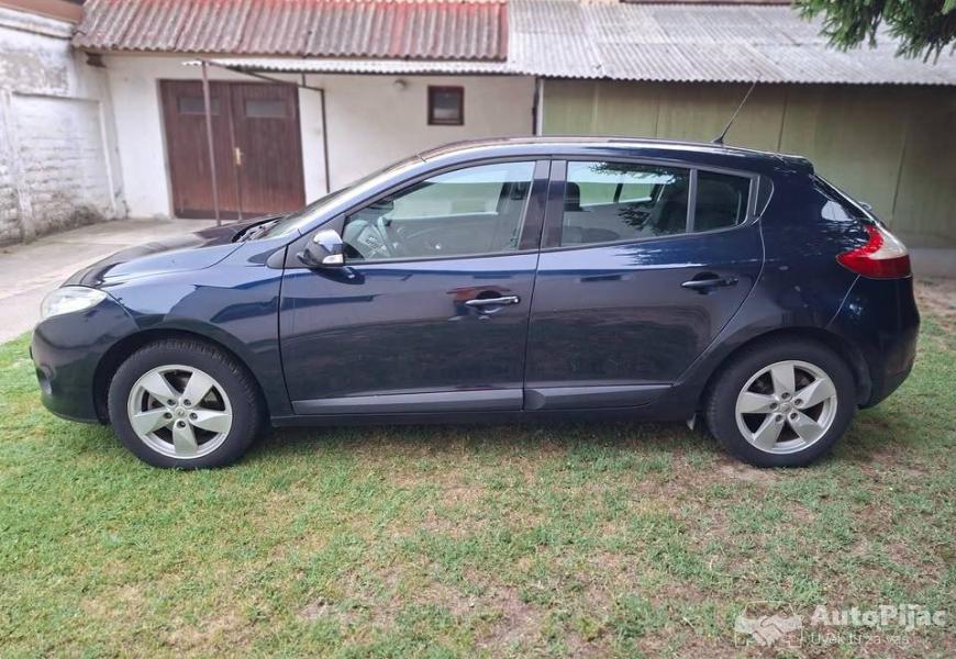 2008_renault_megane_16_16v_7_polovni_automobili_autopijac.rs