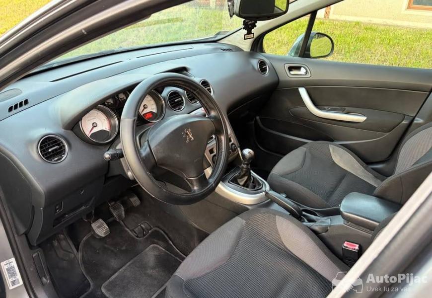 peugeot_308_20hdi_2008g_jaka_oprema_15_polovni_automobili_autopijac.rs