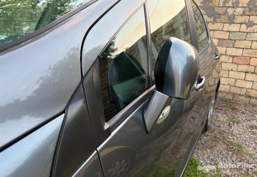 peugeot_308_20hdi_2008g_jaka_oprema_9_polovni_automobili_autopijac.rs