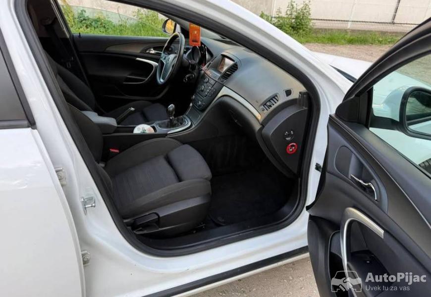 opel_insingnia_20_cdti_110_ks_godiste_2009_registr_11_polovni_automobili_autopijac.rs