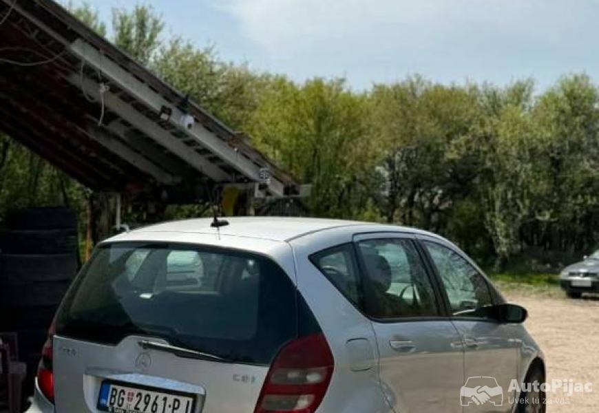 mercedes_a180_4_polovni_automobili_autopijac.rs