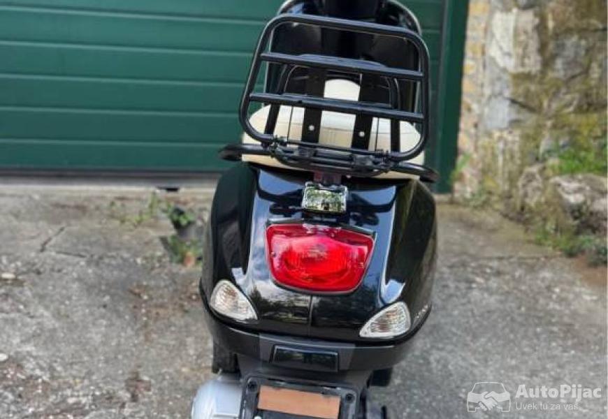 piaggio_vespa_lx125_1700_5_polovni_automobili_autopijac.rs