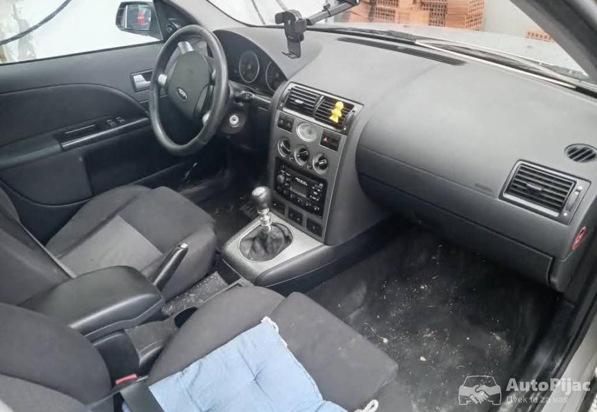 auto_u_fulu_nema_jedne_greske_limuzina_prava_2_polovni_automobili_autopijac.rs