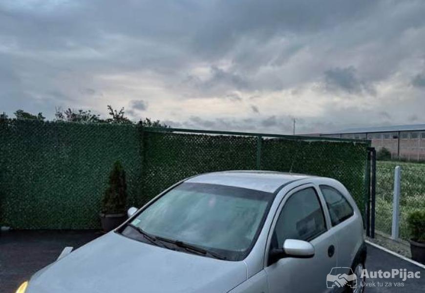 opel_corsa_c_17_dti_2003_godiste_vlasnik_reg_cele_1_polovni_automobili_autopijac.rs