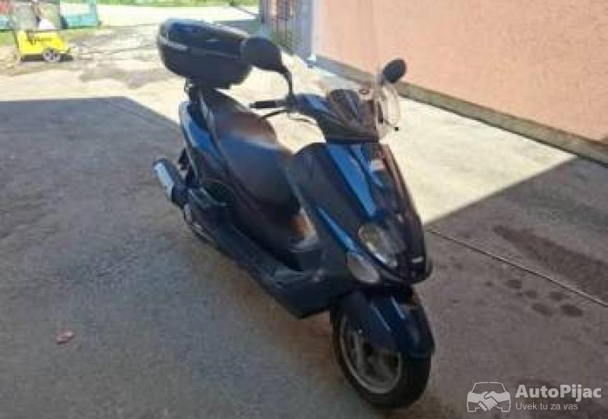 yamaha_majesy_3_polovni_automobili_autopijac.rs