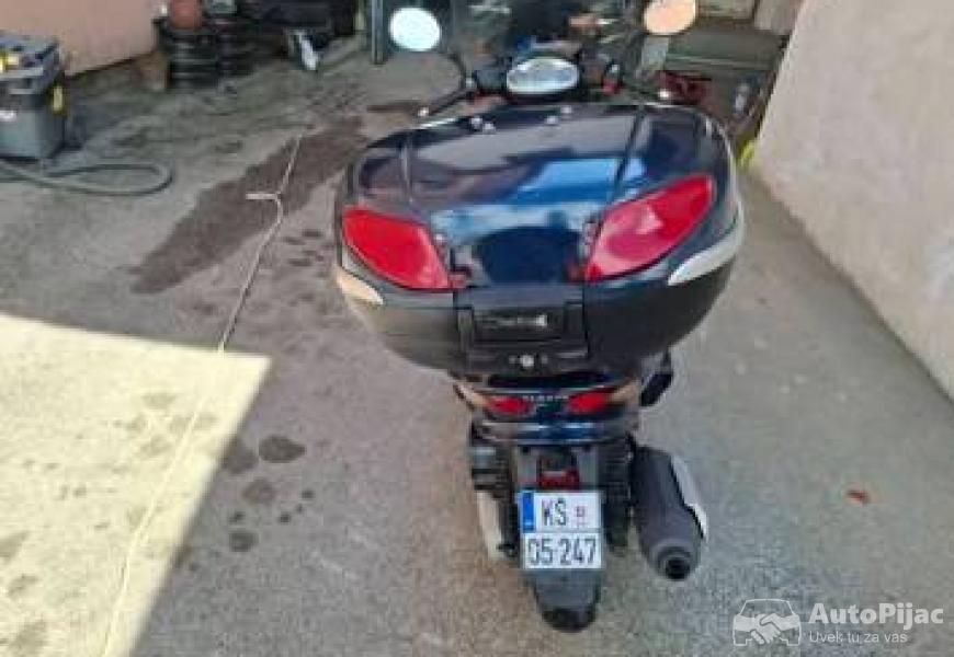 yamaha_majesy_6_polovni_automobili_autopijac.rs