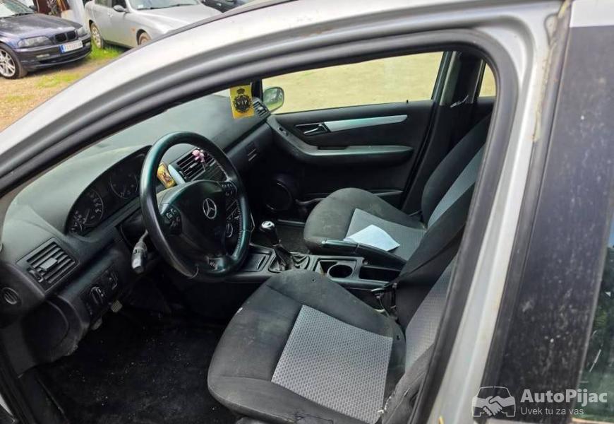 mecka_a180_vlasnik_reg_do_11m_2026ok_stanje_2006g_2_polovni_automobili_autopijac.rs