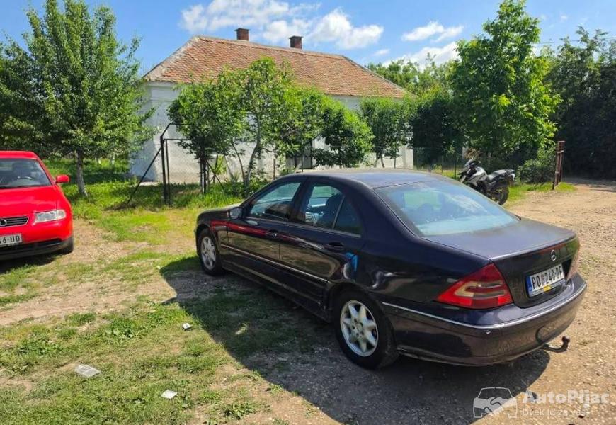 mecka_c200ben_plin_atest_do_8m_a_reg_do_4m_2027_do_2_polovni_automobili_autopijac.rs