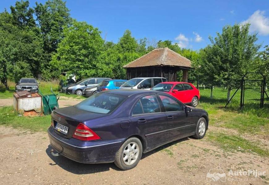 mecka_c200ben_plin_atest_do_8m_a_reg_do_4m_2027_do_9_polovni_automobili_autopijac.rs