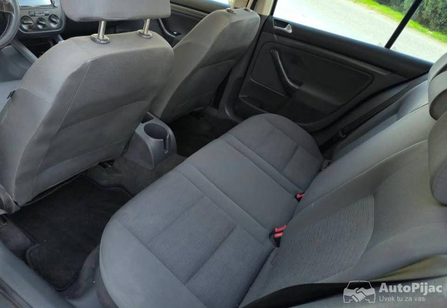 vw_golf_5_13_polovni_automobili_autopijac.rs