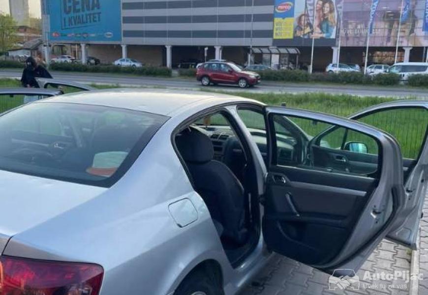 pezo_407_8_polovni_automobili_autopijac.rs