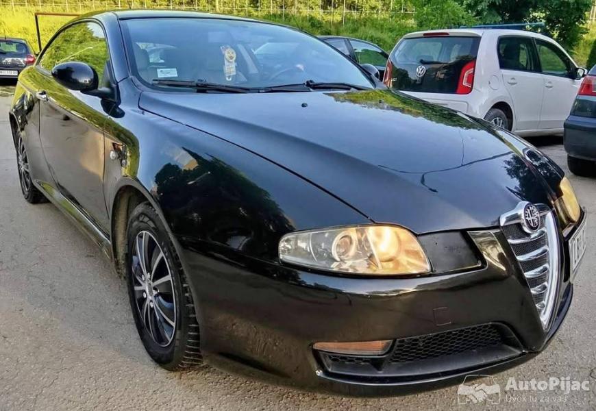 odlicna_gt_2005g_reg112026g_motor_19mjtd_6brzine_t_1_polovni_automobili_autopijac.rs
