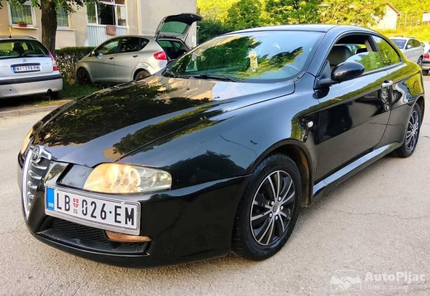 odlicna_gt_2005g_reg112026g_motor_19mjtd_6brzine_t_7_polovni_automobili_autopijac.rs