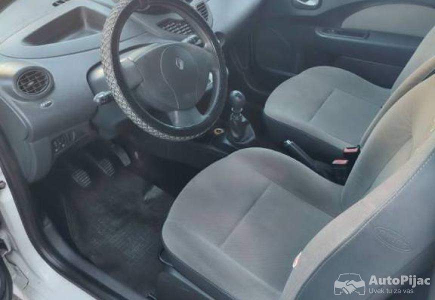 reno_twingo_12_benzin_6_polovni_automobili_autopijac.rs