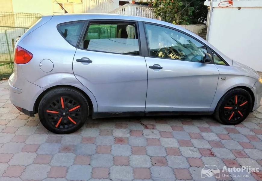 odlican_2006g_reg102026g_klima_motor_16b_menjac_tr_10_polovni_automobili_autopijac.rs