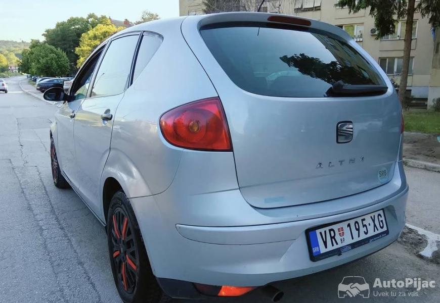 odlican_2006g_reg102026g_klima_motor_16b_menjac_tr_5_polovni_automobili_autopijac.rs