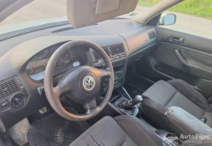 golf_4_16benzin_plin_skoro_registrovan_8_polovni_automobili_autopijac.rs