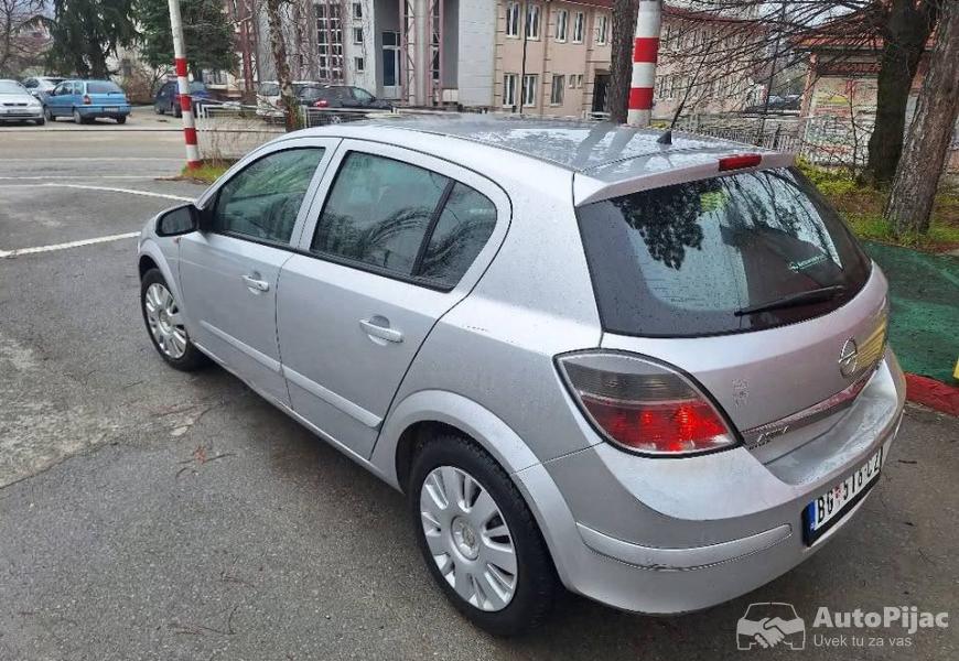 astra_h_19_dizel_2007god_7_polovni_automobili_autopijac.rs