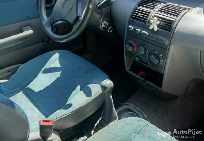 fijat_punto_kec_4_polovni_automobili_autopijac.rs