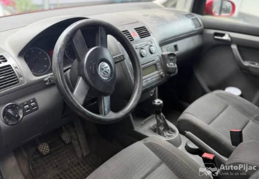 vw_tuaran_19tdi_2004god_8_polovni_automobili_autopijac.rs