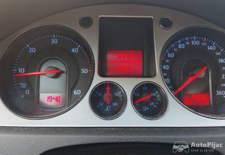 volkswagen_passat_b6_2007_godiste_20_tdi_4motion_11_polovni_automobili_autopijac.rs