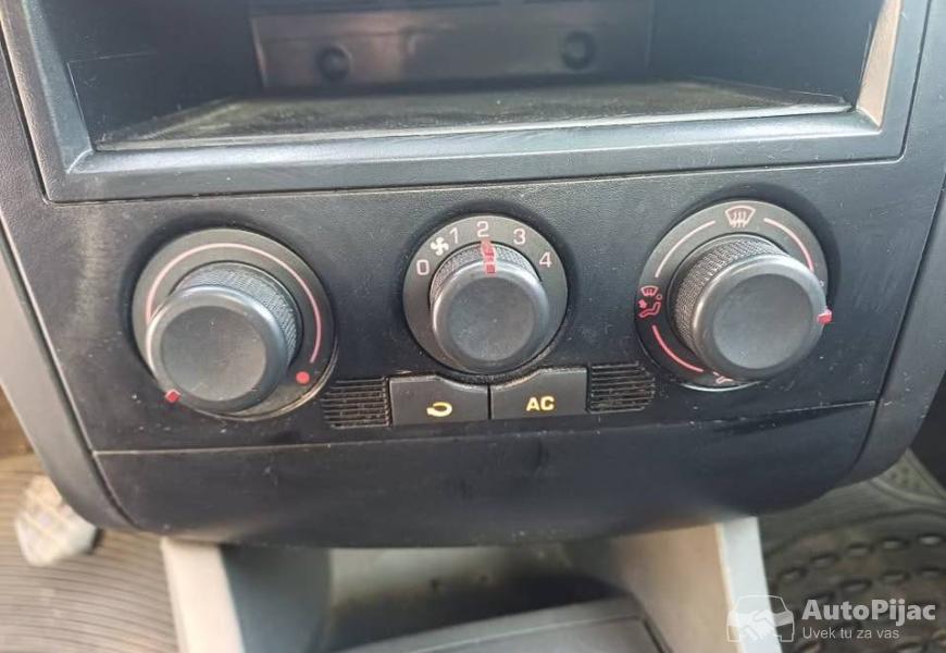 seat_cordoba_14_2008_godina_top_stanje_moze_zamena_10_polovni_automobili_autopijac.rs