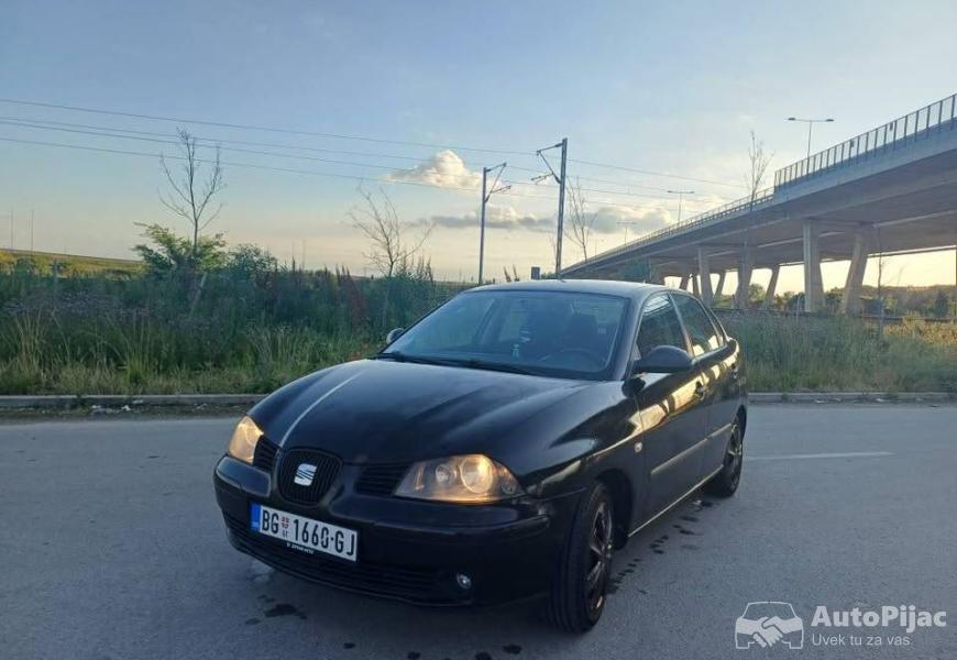seat_cordoba_14_2008_godina_top_stanje_moze_zamena_2_polovni_automobili_autopijac.rs