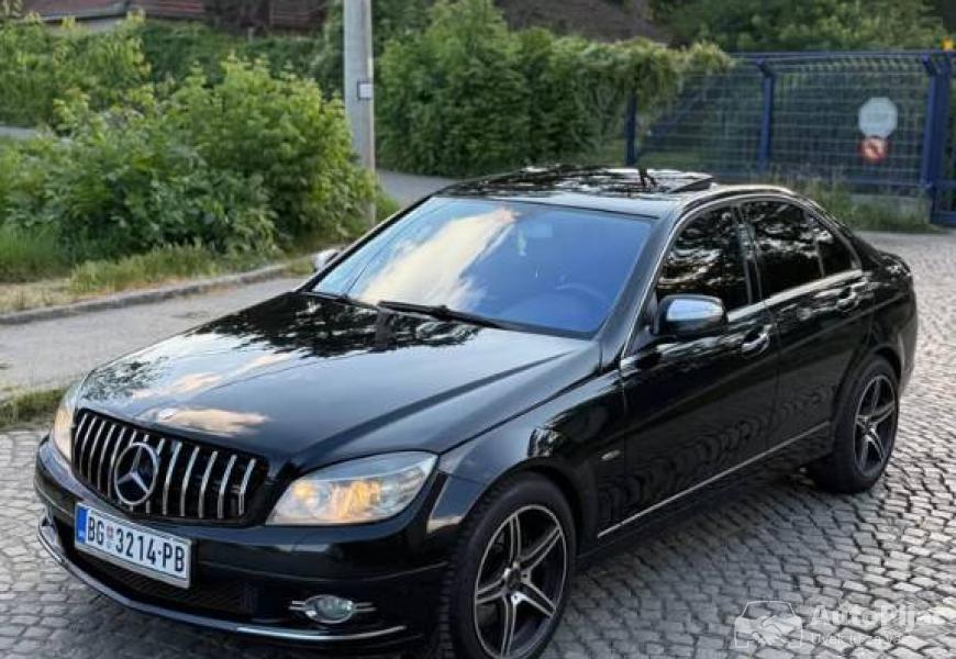 mercedes_c320_cdi_4matic_2_polovni_automobili_autopijac.rs