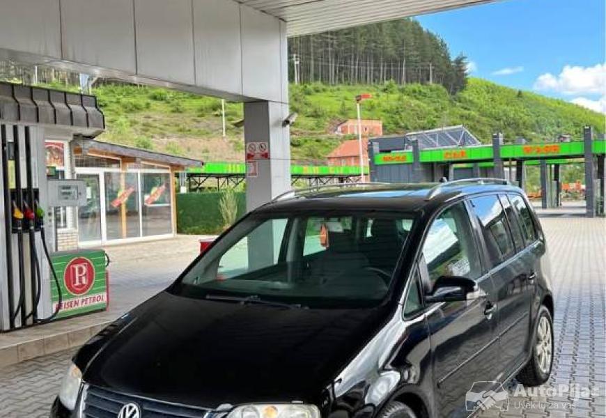 na_prodaju_vw_touaran_20tdi_dsg_1_polovni_automobili_autopijac.rs