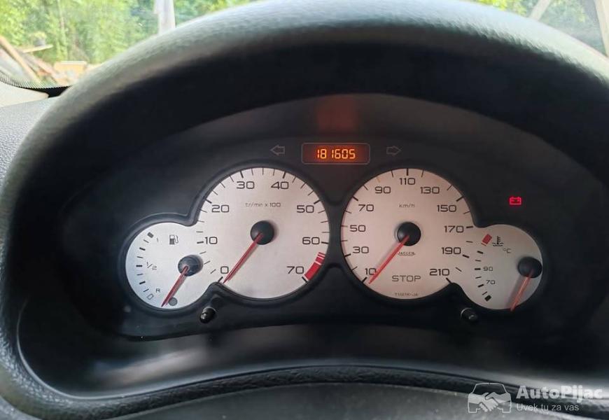 2003_1600e_14_benzintek_regvlasnik_za_kombi_pikap_10_polovni_automobili_autopijac.rs