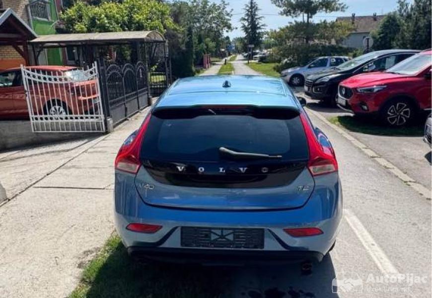volvo_v40_t2_3_polovni_automobili_autopijac.rs