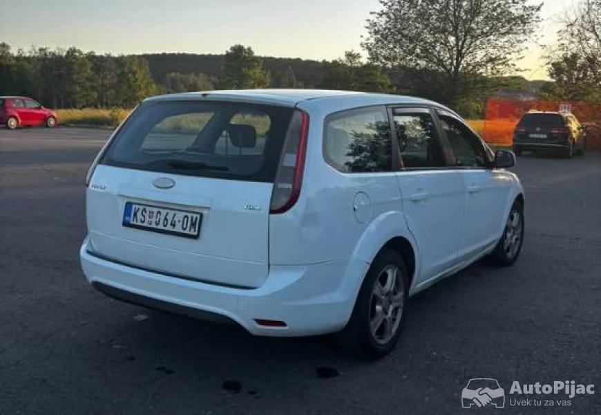 ford_focus_16tdci_80kw_2009god_8_polovni_automobili_autopijac.rs