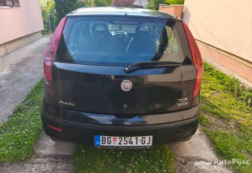 punto_12_8v_benzin_klima_ispravna_2010_god_metan_a_3_polovni_automobili_autopijac.rs